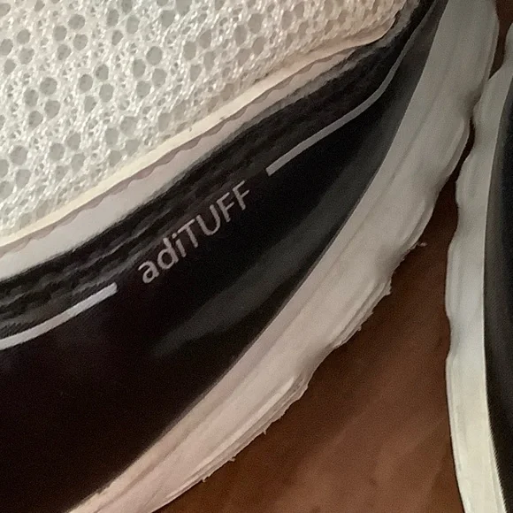 Adidas Falcon Trainer Adiwear.  Men’s Shoe Size 11.5  G49037  Sneakers No Laces - Picture 10 of 11